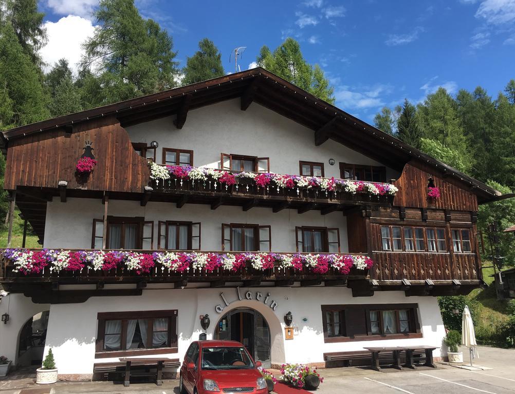 Hotel Al Larin Cortina d'Ampezzo Ngoại thất bức ảnh